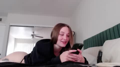 Snapshot of malthevalleyqueen chatting on March 2025 11:49:01 PM Mal online show from March 2025 11:49:01 PM