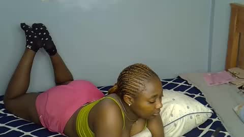 mama_pussie online show from December 2025 12:25:02 PM