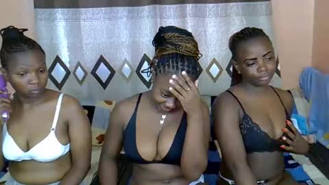 mama_pussie online show from February 2026 01:28:01 PM