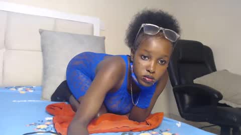 mamaa online show from February 2025 03:40:01 PM