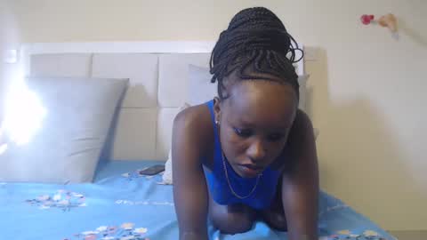 mamaa online show from February 2025 01:50:02 PM