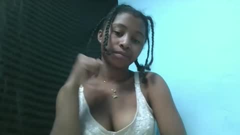 mamieriela online show from May 2026 06:14:02 PM