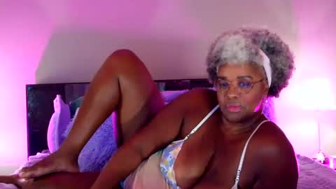 mamigilf66 online show from August 2026 02:21:01 AM