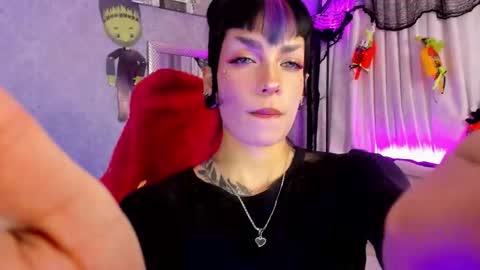 Snapshot of mamushka_ chatting on October 2025 04:03:02 PM   online show from October 2025 04:03:02 PM