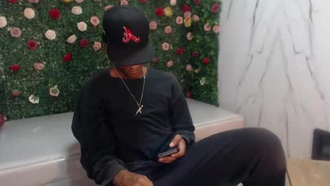 man_sant11 online show from June 2026 02:21:02 PM