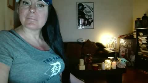 mandaloriangirlsfight online show from April 2026 10:12:01 PM