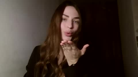 Snapshot of mandibrooks chatting on November 2025 03:45:01 PM MandiBrooks online show from November 2025 03:45:01 PM