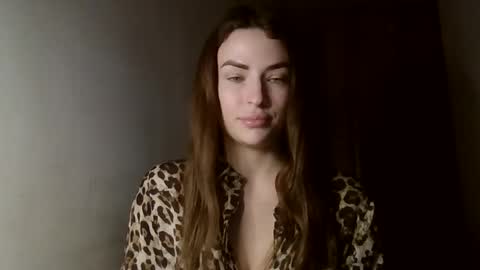 Snapshot of mandibrooks chatting on November 2025 09:59:01 PM MandiBrooks online show from November 2025 09:59:01 PM