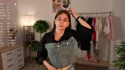 Vannesa online show from May 2026 08:32:01 AM