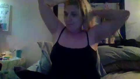 Snapshot of mandilube39 chatting on February 2025 02:07:01 AM mindy22 online show from February 2025 02:07:01 AM