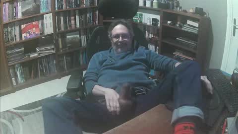 Snapshot of mandrawhore chatting on December 2024 05:44:01 PM mandrawhore online show from December 2024 05:44:01 PM