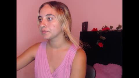 Snapshot of mandyy_petite chatting on October 2025 08:09:02 PM mandy sofi online show from October 2025 08:09:02 PM
