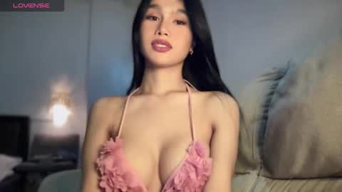 monika online show from November 2025 09:37:01 AM