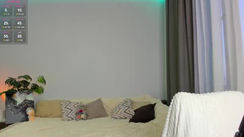 Snapshot of manita_misti chatting on November 2025 10:06:02 AM Manita online show from November 2025 10:06:02 AM