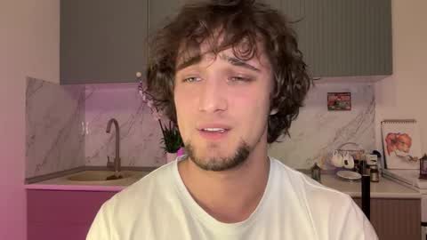 Snapshot of manolein chatting on October 2025 10:12:02 PM manolein online show from October 2025 10:12:02 PM