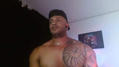Snapshot of manolofitt chatting on June 2026 04:03:02 AM Manolo online show from June 2026 04:03:02 AM