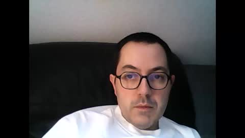 Snapshot of manu5933 chatting on February 2025 01:00:02 PM manu5933 online show from February 2025 01:00:02 PM