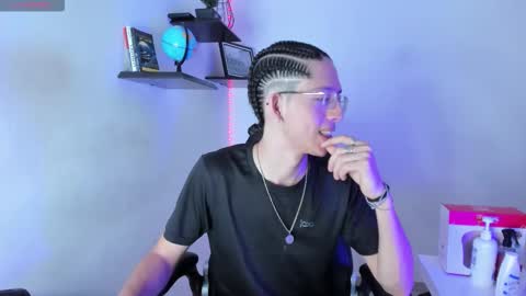 Manuel online show from November 2025 11:26:02 PM