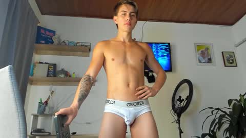 manucute 23  online show from December 2025 02:36:02 PM