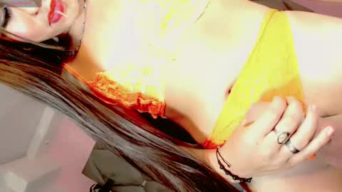 Manuela Kingsley online show from December 2024 12:28:02 PM