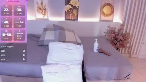 manuela_montes_ online show from May 2026 04:04:02 PM