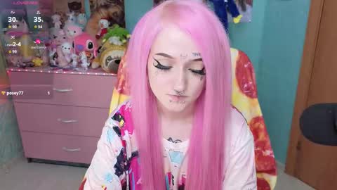 Manuela online show from December 2025 08:15:01 PM