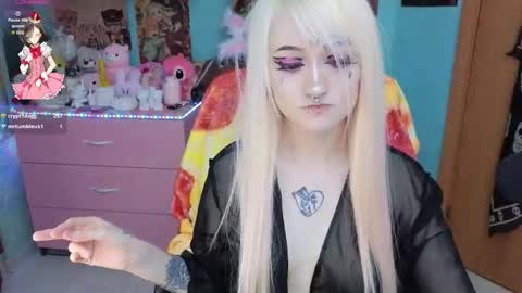 Manuela online show from March 2026 03:01:01 AM