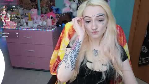 Manuela online show from March 2026 05:18:02 PM