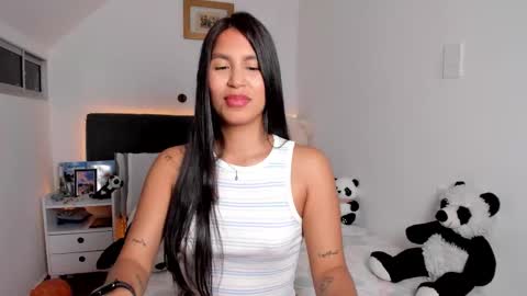 Snapshot of maragirl chatting on March 2026 11:02:01 PM Mara online show from March 2026 11:02:01 PM