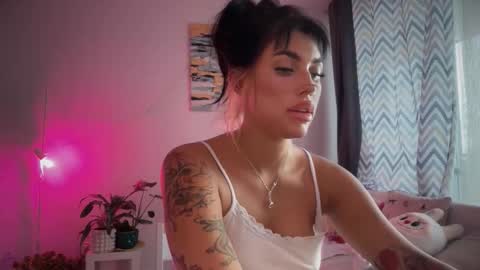 Snapshot of marakuia054 chatting on September 2025 12:10:02 PM Marakuia online show from September 2025 12:10:02 PM