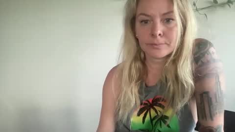 Snapshot of marasecrets chatting on June 2026 07:25:01 PM marasecrets online show from June 2026 07:25:01 PM