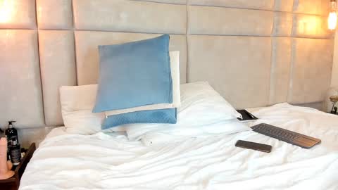 Mara Torres online show from January 2025 10:50:02 PM