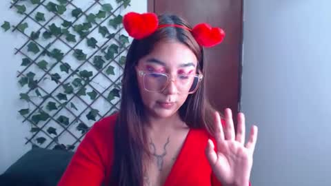 Snapshot of marce_bunny chatting on February 2026 11:45:02 PM Marcela online show from February 2026 11:45:02 PM