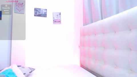 MARCELA  online show from December 2025 07:30:02 PM