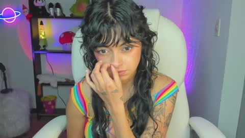 Snapshot of marcelinegh chatting on December 2024 05:01:01 PM Marceline online show from December 2024 05:01:01 PM