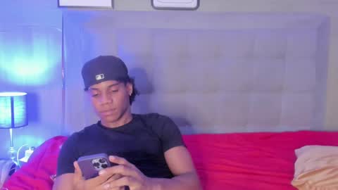 Snapshot of marcelo_dosantos77 chatting on December 2024 06:55:02 AM MARCELO online show from December 2024 06:55:02 AM