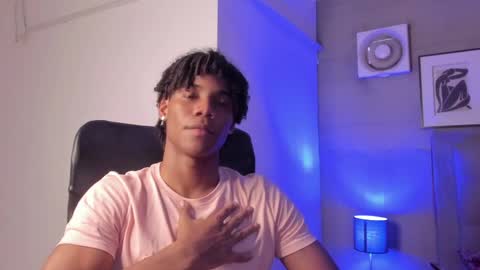 Snapshot of marcelo_dosantos77 chatting on December 2024 09:50:02 AM MARCELO online show from December 2024 09:50:02 AM