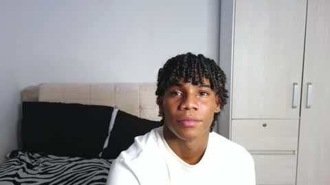 Snapshot of marcelo_dosantos77 chatting on October 2025 04:53:02 PM MARCELO online show from October 2025 04:53:02 PM