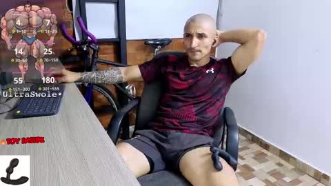 Marck  Independent model  online show from November 2025 11:21:02 PM