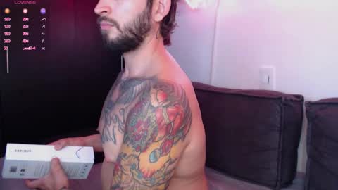 marco_allison43 online show from October 2025 09:42:01 PM