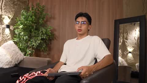 Snapshot of marcoyethan chatting on October 2025 04:30:01 AM Marco and Ethan online show from October 2025 04:30:01 AM