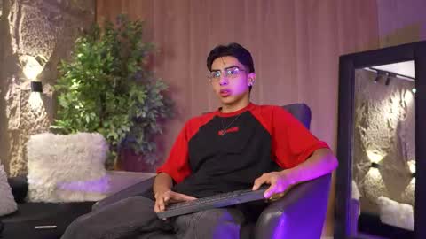 Snapshot of marcoyethan chatting on October 2025 03:51:02 AM Marco and Ethan online show from October 2025 03:51:02 AM