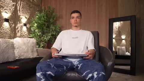 Snapshot of marcoyethan chatting on November 2025 07:46:02 PM Marco and Ethan online show from November 2025 07:46:02 PM