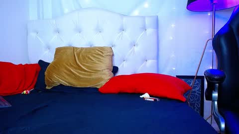 Marcus Hanks online show from December 2025 09:38:01 AM