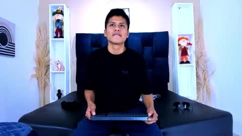 marcus hans online show from October 2025 12:06:02 PM