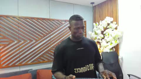 Snapshot of marcusblack_ chatting on November 2025 11:32:02 AM Marcusssss online show from November 2025 11:32:02 AM