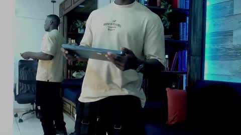 Snapshot of marcusblack_ chatting on November 2025 11:46:02 AM Marcusssss online show from November 2025 11:46:02 AM