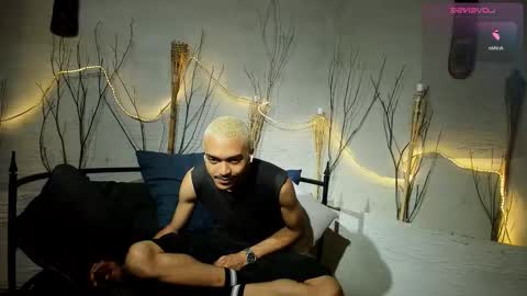 Snapshot of marcusrain_ chatting on December 2025 03:49:02 AM Marcus online show from December 2025 03:49:02 AM