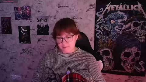 Snapshot of margaret_red chatting on April 2026 12:52:02 PM Margaret online show from April 2026 12:52:02 PM