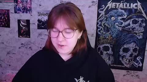 Snapshot of margaret_red chatting on May 2026 09:05:01 AM Margaret online show from May 2026 09:05:01 AM